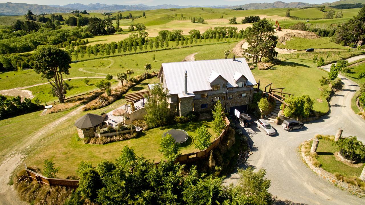 Tree House Lodge Bed & Breakfast Cheviot エクステリア 写真