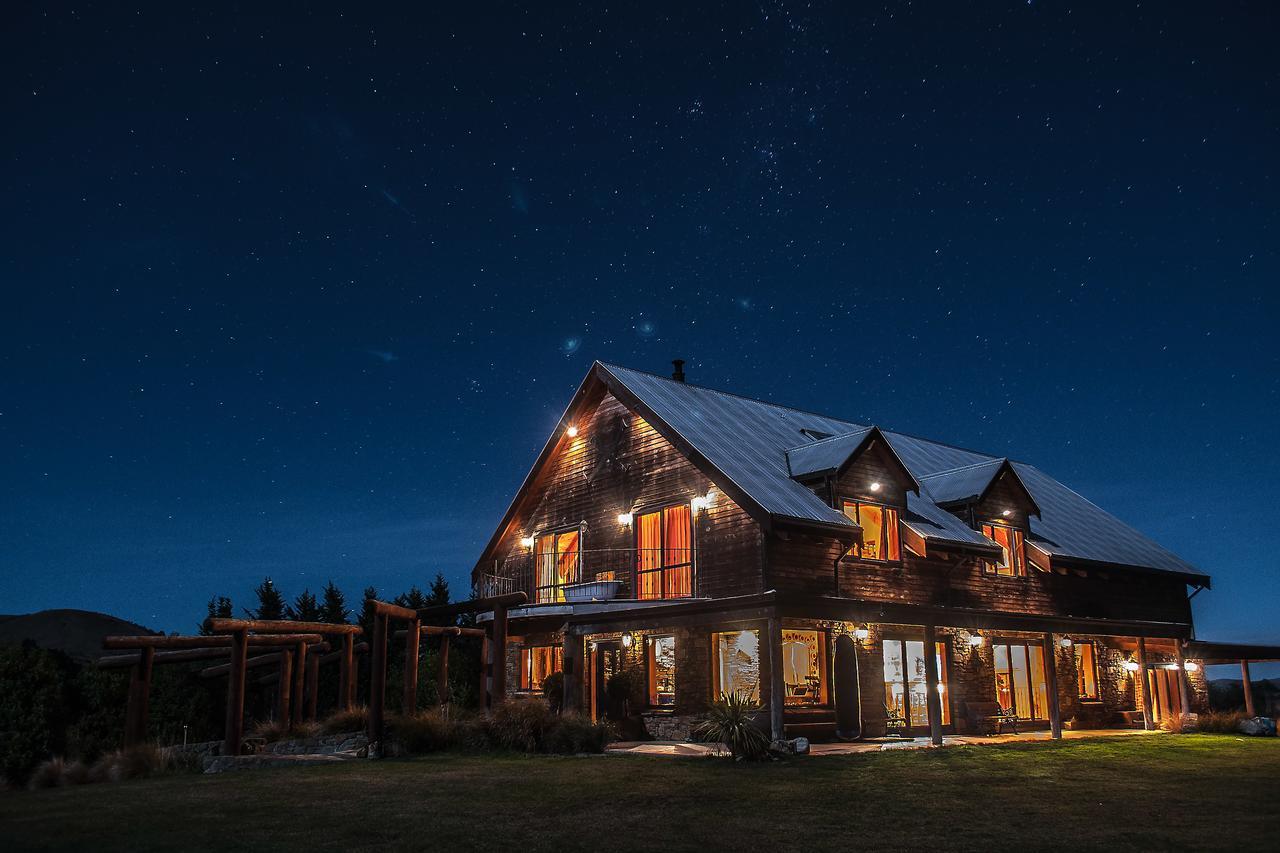 Tree House Lodge Bed & Breakfast Cheviot エクステリア 写真