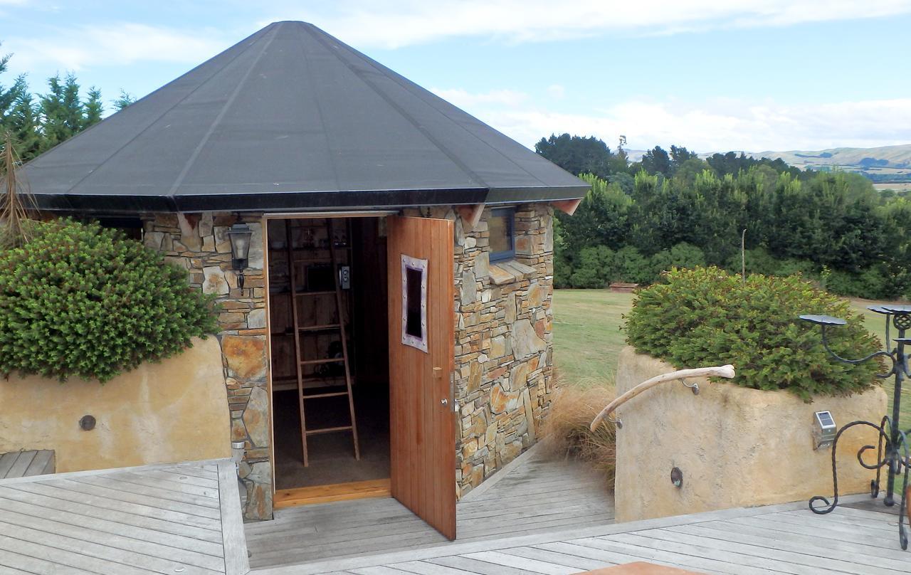 Tree House Lodge Bed & Breakfast Cheviot エクステリア 写真