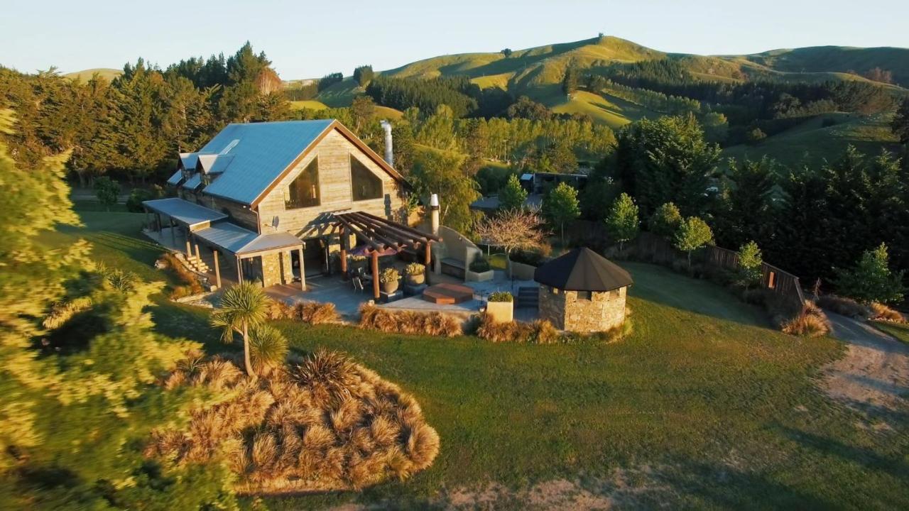 Tree House Lodge Bed & Breakfast Cheviot エクステリア 写真