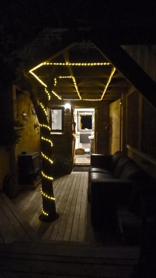 Tree House Lodge Bed & Breakfast Cheviot エクステリア 写真
